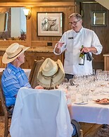 Vista Verde Ranch All-inclusive Cabin