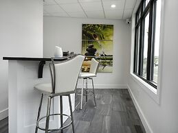 The Flatts at North Shore