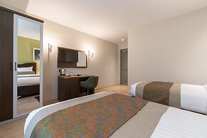 Sunolus Vineyard House