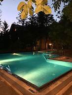 Sunolus Vineyard House