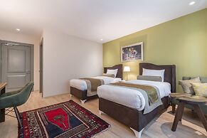 Sunolus Vineyard House