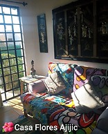 Casa Flores Bed & Breakfast