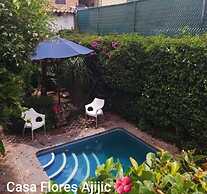 Casa Flores Bed & Breakfast