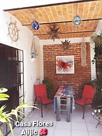 Casa Flores Bed & Breakfast