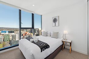 Realm Apartments by CLLIX