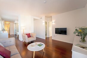 Plaza Mina Suites - Adults Recommended