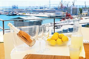 Plaza Mina Suites - Adults Recommended