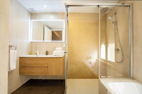 Plaza Mina Suites - Adults Recommended