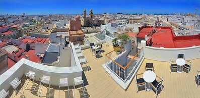 Plaza Mina Suites - Adults Recommended