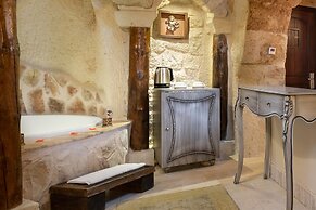 Elysion Cave Suites