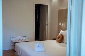 Le Premier Lisbon Suites