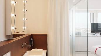 Ruby Luna Hotel Dusseldorf by IHG