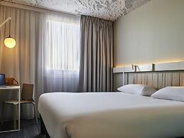 Ibis Montlhery Paris Sud