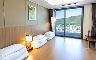 Ramada Plaza by Wyndham Dolsan Yeosu