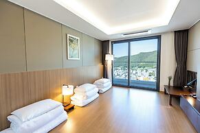 Ramada Plaza by Wyndham Dolsan Yeosu