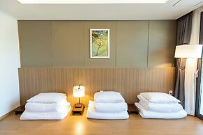 Ramada Plaza by Wyndham Dolsan Yeosu