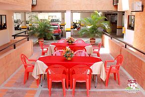 Apartahotel Los Cerezos