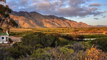 360on62 Mountain View Farm Cottages