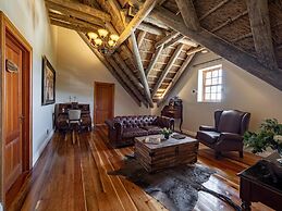 Magic Hills - Ilanga Manor House