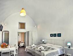 Nefeli Traditional Cave Houses