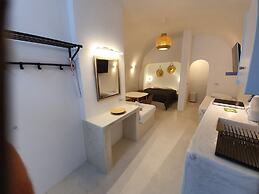 Nefeli Traditional Cave Houses