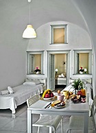 Nefeli Traditional Cave Houses