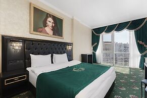 Rai Apartments