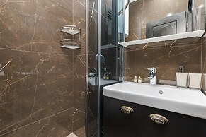Rai Apartments