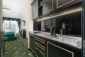 Rai Apartments