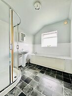 Lunas Cottage - Grove Road Cottages