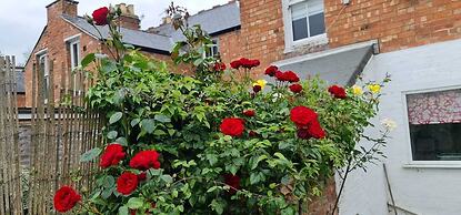 Lunas Cottage - Grove Road Cottages