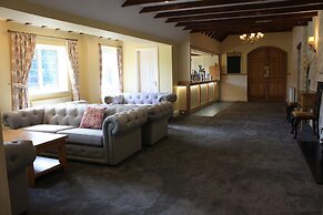 Batch Country House
