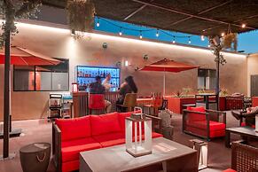 Hotel Lexen - Newhall