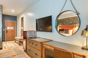 Hotel Lexen - Newhall