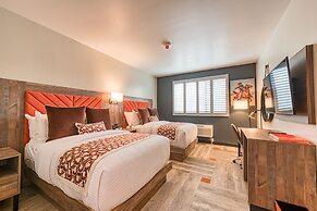 Hotel Lexen - Newhall