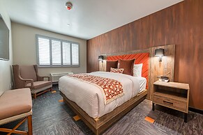 Hotel Lexen - Newhall