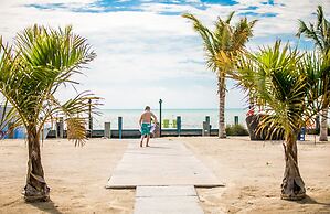 Ragged Edge Resort & Marina