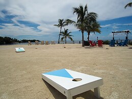 Ragged Edge Resort & Marina