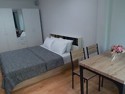 DD Garden Apartment 2