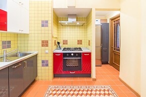 City of Rivers Malaya Morskaya 19