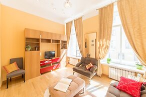 City of Rivers Malaya Morskaya 19