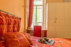 City of Rivers Malaya Morskaya 19