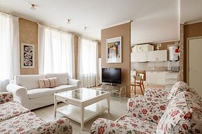 City of Rivers Kolomenskaya 7