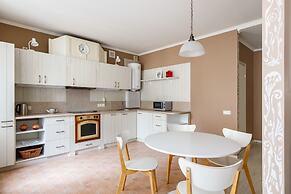 City of Rivers Kolomenskaya 7