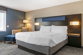 Holiday Inn Express & Suites Carlisle Southwest – I-81, an IHG Hotel