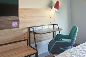 Tru by Hilton Fort Lauderdale Downtown