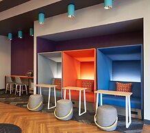 Tru by Hilton Fort Lauderdale Downtown