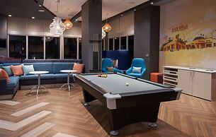 Tru by Hilton Fort Lauderdale Downtown