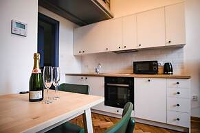 Tower Street Apartments