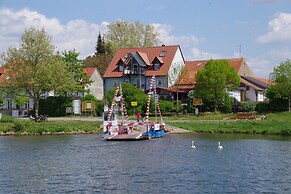 Weingut & Ferienwohnungen Kirch